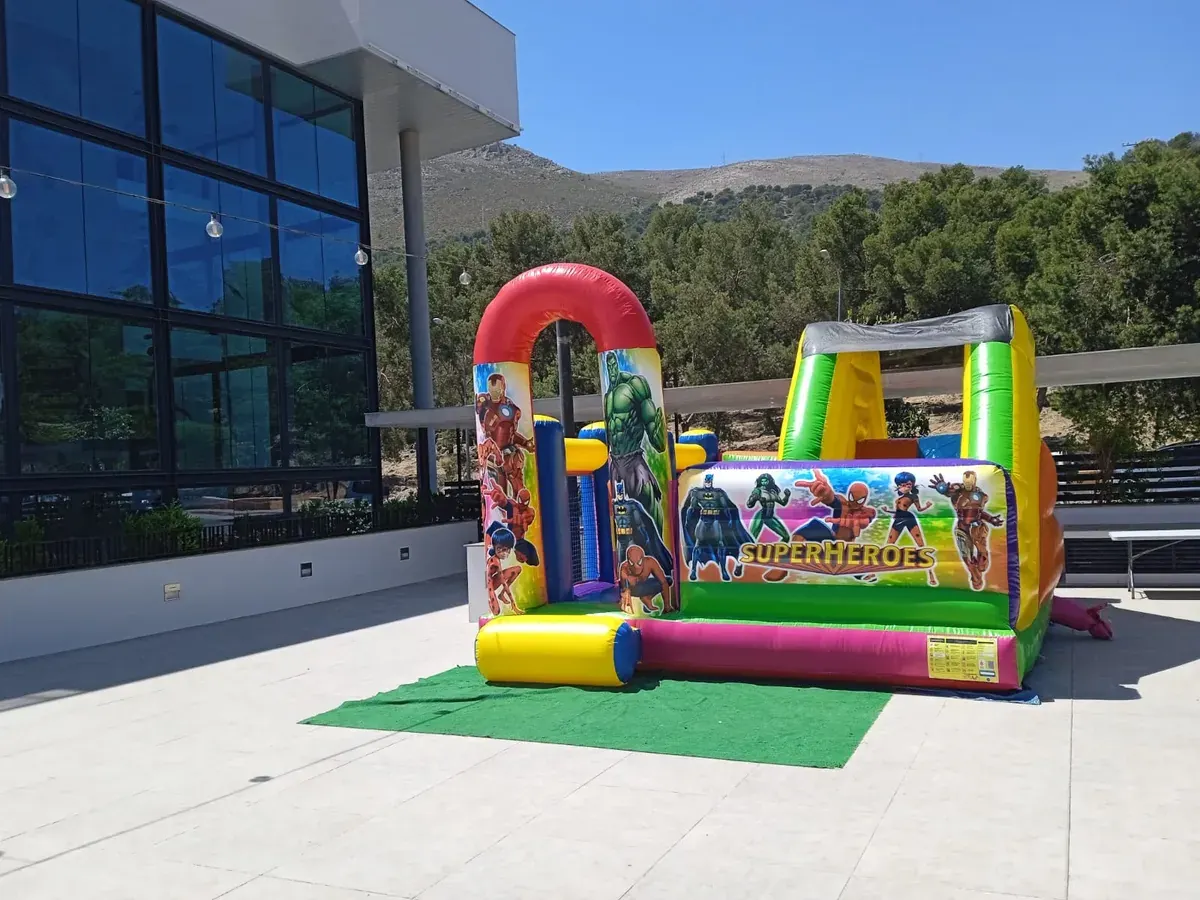 Alquiler Superhéroes en Loja, Granada y Málaga